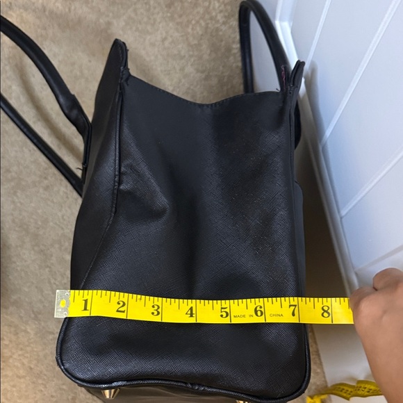 Mary Kay Black Tote Bag Zippered - Picture 9 of 10